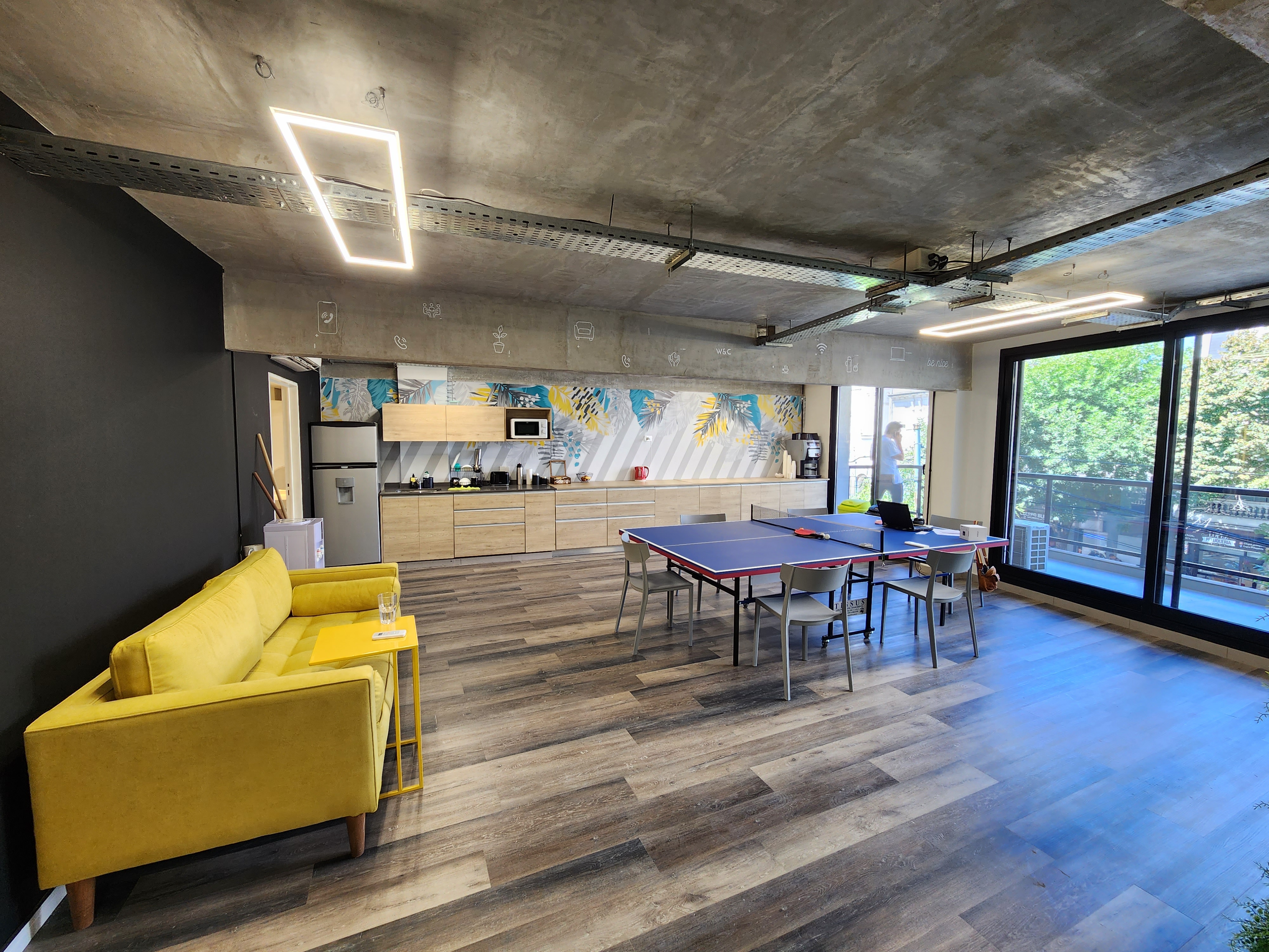 Zona de descanso y networking